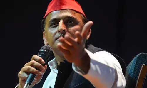 Akhilesh Yadav: పీఎం, సీఎంలను అనర్హులను చేసే బిల్లుతో ప్రతిపక్షాలను టార్గెట్ చేస్తున్నారు