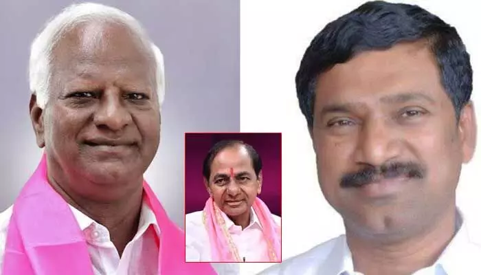 ‘కేసీఆర్ను కడియం శ్రీహరి బ్లాక్ మెయిల్ చేశారు’: మాజీ డిప్యూటీ CM హాట్ కామెంట్స్ ‘కేసీఆర్ను కడియం శ్రీహరి బ్లాక్ మెయిల్ చేశారు’: మాజీ డిప్యూటీ CM హాట్ కామెంట్స్