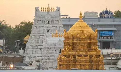 భక్తులకు గమనిక... శ్రీవాణి ఆఫ్ లైన్ టికెట్ల జారీ రద్దు