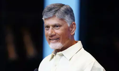 సముద్రంలోకి భారీగా కృష్ణా వాటర్.. సీఎం చంద్రబాబు కీలక ఆదేశాలు