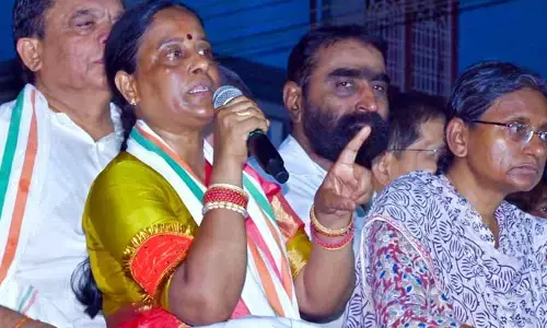 జనహిత పాదయాత్రలో మంత్రి కొండా సురేఖ కీలక వ్యాఖ్యలు