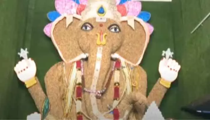వేరుశనక్కాయలతో గణేషుడు.. ఎక్కడో తెలుసా? వేరుశనక్కాయలతో గణేషుడు.. ఎక్కడో తెలుసా?