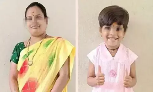 రేబీస్ సోకిందనే అనుమానంతో మహిళ ఆత్మహత్య, అదే గదిలో కూతురి మృతదేహం..మిస్టరీగా మారిన ఘటన!