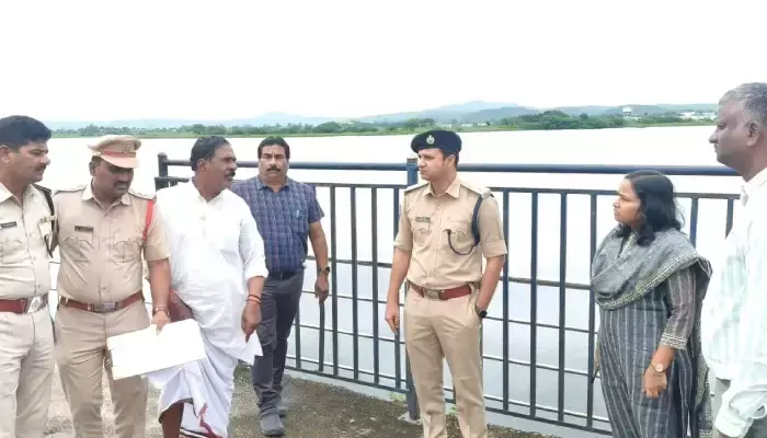 బాన్సువాడలోని గణేష్ మండపాల ఏర్పాట్లపై అధికారుల ఫోకస్