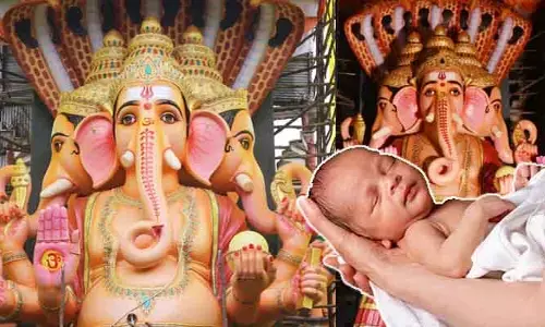 ఆహా అంతా దైవేచ్చ..! ఖైరతాబాద్ మహా గణపతి దర్శనానికి వచ్చి క్యూలైన్‌లో మహిళ ప్రసవం