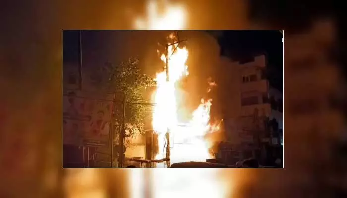 HYD: పండుగపూట నగరంలో ఘోర అగ్ని ప్రమాదం HYD: పండుగపూట నగరంలో ఘోర అగ్ని ప్రమాదం
