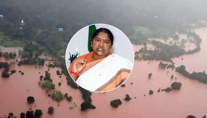ఎట్టి పరిస్థితుల్లో ప్రాణనష్టం జరగొద్దు.. కామారెడ్డికి బయల్దేరిన మంత్రి సీతక్క ఎట్టి పరిస్థితుల్లో ప్రాణనష్టం జరగొద్దు.. కామారెడ్డికి బయల్దేరిన మంత్రి సీతక్క