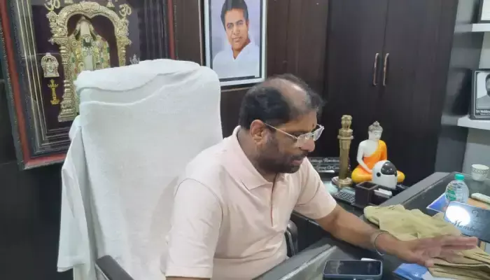 వరద స్థితిగతులపై కలెక్టర్ తో ఎంపీ రవిచంద్ర సమీక్ష