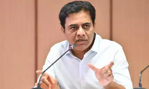 JNTU: జేఎన్టీయూ సిరిసిల్ల విద్యార్థుల సమస్యలపై కేటీఆర్ ఆందోళన.. ప్రభుత్వానికి కీలక విజ్ఞప్తి