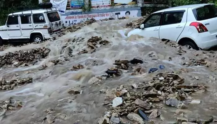 Chamoli Cloudburst: ఉత్తరాఖండ్లో మరోసారి క్లౌడ్ బరస్ట్ Chamoli Cloudburst: ఉత్తరాఖండ్లో మరోసారి క్లౌడ్ బరస్ట్