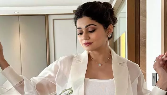 Bigg Boss: అది అంత గొప్ప వాతావరణం కాదు.. బిగ్బాస్ హౌస్పై నటి షాకింగ్ కామెంట్స్ Bigg Boss: అది అంత గొప్ప వాతావరణం కాదు.. బిగ్బాస్ హౌస్పై నటి షాకింగ్ కామెంట్స్