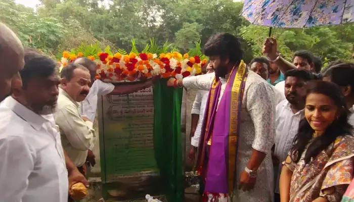 2.60 కోట్లతో ఫ్రూట్ మార్కెట్... శంకుస్థాపన చేసిన ఎమ్మెల్యే