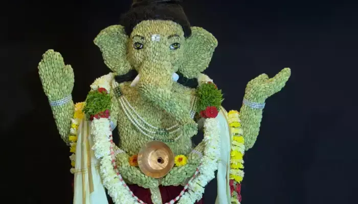 ఇలాచీలతో గణపతి విగ్రహం