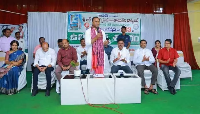 సామాజిక స్పృహతో సేవ చేయడం అభినందనీయం: ఎమ్మెల్యే కోమటిరెడ్డి రాజగోపాల్ రెడ్డి సామాజిక స్పృహతో సేవ చేయడం అభినందనీయం: ఎమ్మెల్యే కోమటిరెడ్డి రాజగోపాల్ రెడ్డి