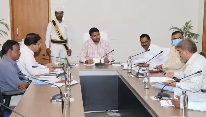 నెట్టెంపాడు లిఫ్ట్ ఇరిగేషన్ ప్రాజెక్టు భూసేకరణను పూర్తి చేయాలి నెట్టెంపాడు లిఫ్ట్ ఇరిగేషన్ ప్రాజెక్టు భూసేకరణను పూర్తి చేయాలి