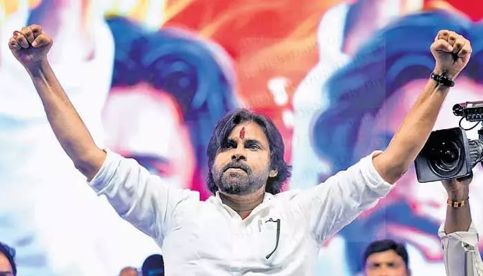 జనసేన కీలక నిర్ణయం.. కార్యకర్తల కోసం ‘త్రిశూల కార్యక్రమం’ జనసేన కీలక నిర్ణయం.. కార్యకర్తల కోసం ‘త్రిశూల కార్యక్రమం’