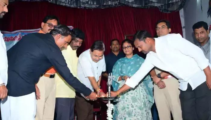సమాజానికి సేవ చేసే జర్నలిస్టులకు ఆరోగ్యం ఎంతో ముఖ్యం సమాజానికి సేవ చేసే జర్నలిస్టులకు ఆరోగ్యం ఎంతో ముఖ్యం