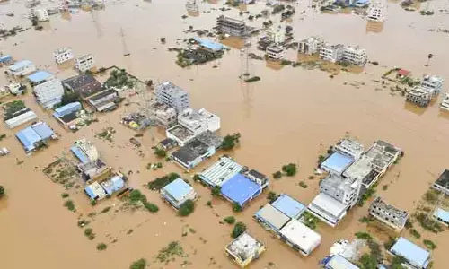 ఆ రాత్రి అతలాకుతలం.. కళ్లముందే గాయాలు...!