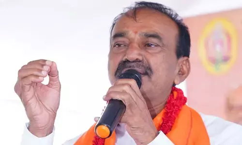 Etela Rajender: వాళ్లకి చేత కాదని తెలుసు.. కాళేశ్వరం సీబీఐకి అప్పగించడంపై ఈటల ఫస్ట్ రియాక్షన్