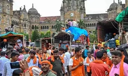 Bombay HC: రేపటి లోగా రోడ్లను ఖాళీ చేయాలి.. మరాఠా కోటా నిరసనలపై బాంబే హైకోర్టు సీరియస్
