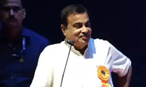 Gadkari: ప్రజలను మూర్ఖులను చేసేవారే బెస్ట్ లీడర్ అవుతారు.. కేంద్రమంత్రి నితిన్ గడ్కరీ