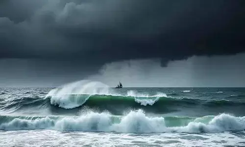 Low Pressure: బంగాళాఖాతంలో అల్పపీడనం.. ఏపీ జిల్లాలకు ఆరెంజ్ అలర్ట్