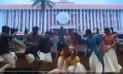VIDEO: ఓనం వేడుకల్లో డ్యాన్స్ చేస్తూ కుప్పకూలి వ్యక్తి మృతి