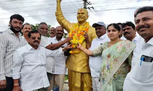 ఏన్కూర్‌లో రాజశేఖర్ రెడ్డి వర్ధంతి వేడుకలు..