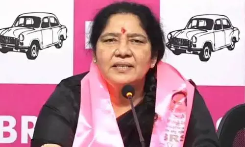 కవిత పార్టీలో ఉంటే ఎంత.. పోతే ఎంత: మాజీ మంత్రి సత్యవతి రాథోడ్