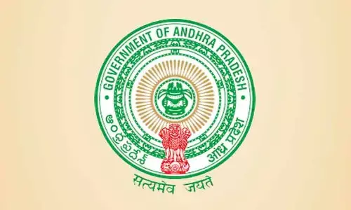 సర్కార్ మరో సంచలన నిర్ణయం.. ఆ ముగ్గురికీ కేబినెట్ హోదా