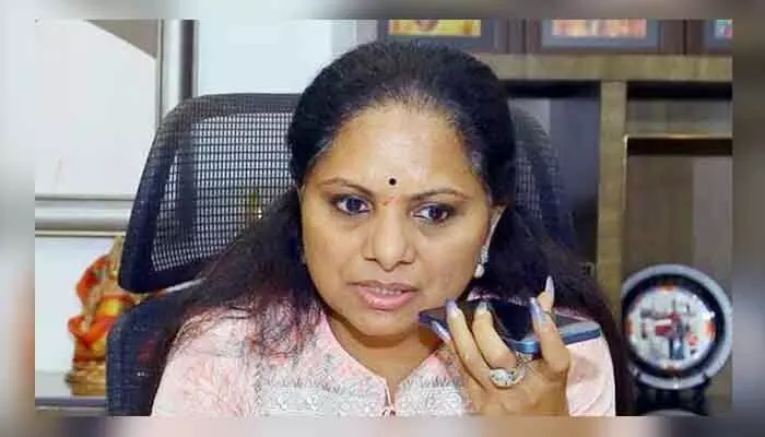 కవిత చెంత నేతల జాతకాలు.. బీఆర్ఎస్ శ్రేణుల్లో టెన్షన్.. టెన్షన్! కవిత చెంత నేతల జాతకాలు.. బీఆర్ఎస్ శ్రేణుల్లో టెన్షన్.. టెన్షన్!