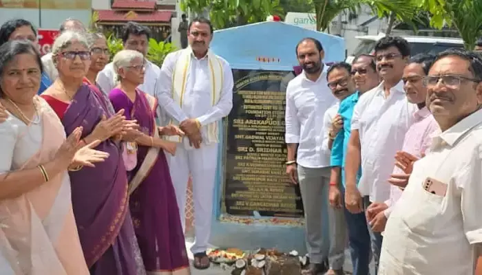 శేరిలింగంపల్లి నియోజకవర్గ ఆభివృద్దే తమ ధ్యేయం శేరిలింగంపల్లి నియోజకవర్గ ఆభివృద్దే తమ ధ్యేయం