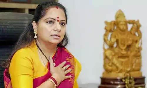 రాష్ట్రంలో కొత్త పొలిటికల్ పార్టీ..! సన్నిహితులతో కవిత సమాలోచనలు