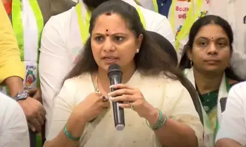 ఇక అమ్మను కలవలేననే బాధొక్కటే ఉంది.. ఎమోషనల్ అయిన కవిత