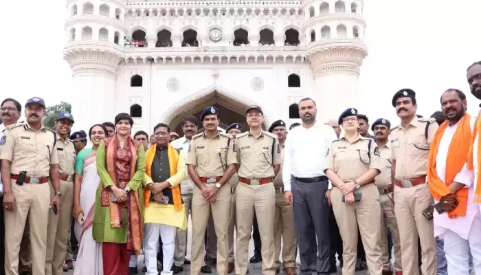 వినాయక నిమజ్జనం...30 వేల మంది పోలీసులతో బందోబస్తు