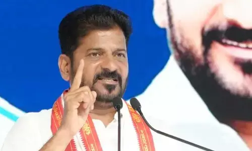 ‘బాగా చదువుకోండి.. మీకేం కావాలో నన్ను అడగండి’: CM రేవంత్