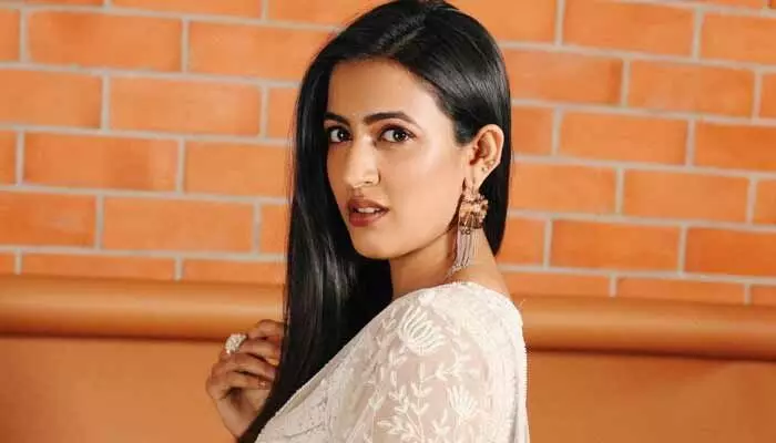 నేను క్షేమంగా ఇంటికి తిరిగి రావాలని ప్రార్థిస్తూ ఉంటుంది.. తల్లికి క్షమాపణలు చెప్తూ షాకింగ్ వీడియో షేర్ చేసిన నిహారిక నేను క్షేమంగా ఇంటికి తిరిగి రావాలని ప్రార్థిస్తూ ఉంటుంది.. తల్లికి క్షమాపణలు చెప్తూ షాకింగ్ వీడియో షేర్ చేసిన నిహారిక