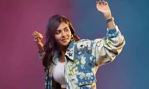 ఎట్టకేలకు తన కోరిక బయటపెట్టిన కళ్యాణి ప్రియదర్శన్.. తెలుగు వారిపై  ఇంట్రెస్టింగ్ కామెంట్స్