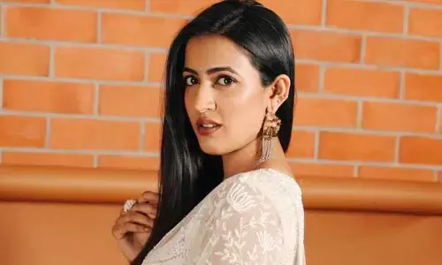 నేను క్షేమంగా ఇంటికి తిరిగి రావాలని ప్రార్థిస్తూ ఉంటుంది.. తల్లికి క్షమాపణలు చెప్తూ షాకింగ్ వీడియో షేర్ చేసిన నిహారిక