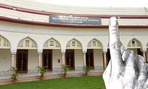 ‘లోకల్’ ఫైట్ తర్వాతే ఎమ్మెల్సీ బైపోల్.. అడ్డొస్తున్న ఎన్నికల నిబంధనలు