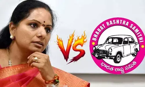 కవితతో బీఆర్ఎస్ ప్రత్యక్ష యుద్ధం.. గులాబీ నేతల వరుస భేటీలు