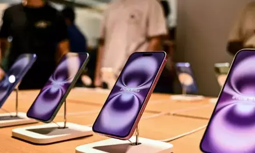 Apple: భారత్‌లో యాపిల్ రికార్డు స్థాయి అమ్మకాలు