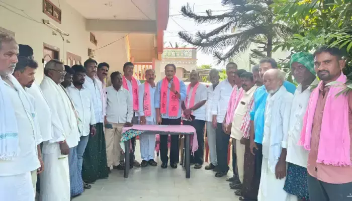 తెలంగాణ‌లో రాక్షస పాలన నడుస్తోంది