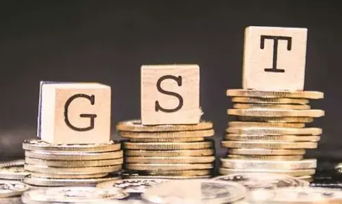 SBI: కొత్త జీఎస్టీ సంస్కరణలతో ప్రభుత్వానికి రూ. 3,700 కోట్ల నష్టం