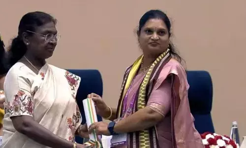 NAC ట్రైనర్ కు జాతీయ అవార్డు... మంత్రి కోమటి రెడ్డి హర్షం