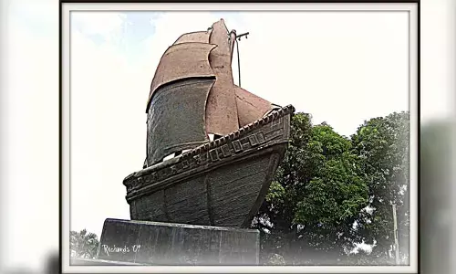 నాడు కూలీలు, బిచ్చగాళ్ళు.. నేడు పాలకులయ్యారు