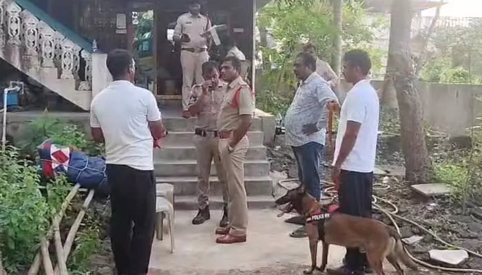 నిద్రపోతున్న భర్తను చంపిన భార్య.. 60 ఏళ్ల వయసులో ఇదేం పని..? నిద్రపోతున్న భర్తను చంపిన భార్య.. 60 ఏళ్ల వయసులో ఇదేం పని..?