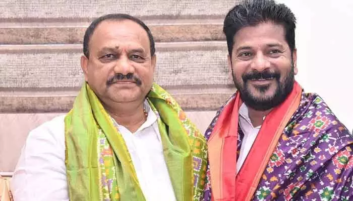 సీఎం రేవంత్ రెడ్డితో టీపీసీసీ చీఫ్మహేష్ కుమార్ గౌడ్ భేటీ సీఎం రేవంత్ రెడ్డితో టీపీసీసీ చీఫ్మహేష్ కుమార్ గౌడ్ భేటీ