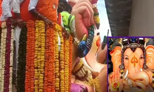 బాలాపూర్ గణేశుడి ఊరేగింపులో ఆటంకం.. ఏమైందంటే?