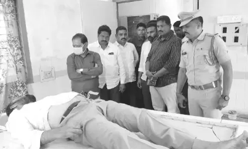 పురుగుల మందు తాగి కాంట్రాక్టర్ ఆత్మహత్య